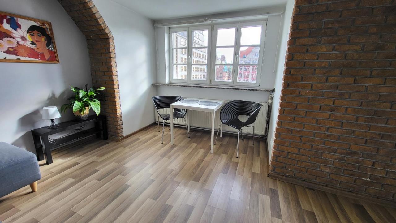 Prywatne Studio Dla 4 Osob Z Widokiem Na Rynek I Plac Solny! Wroclaw Exterior photo